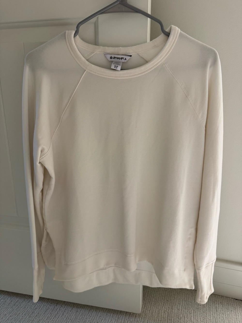 Athleta Cream Crewneck Sweatshirt S
